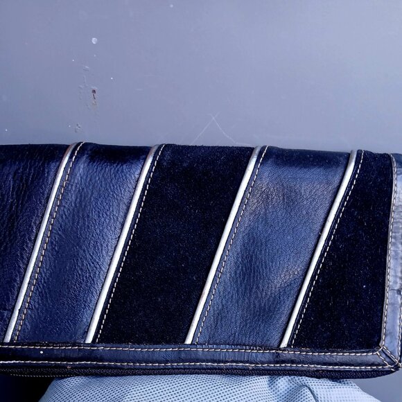 Fossil Vintage Passport Travel Suede/Leather Zipper Wallet - Unisex - Picture 3 of 5